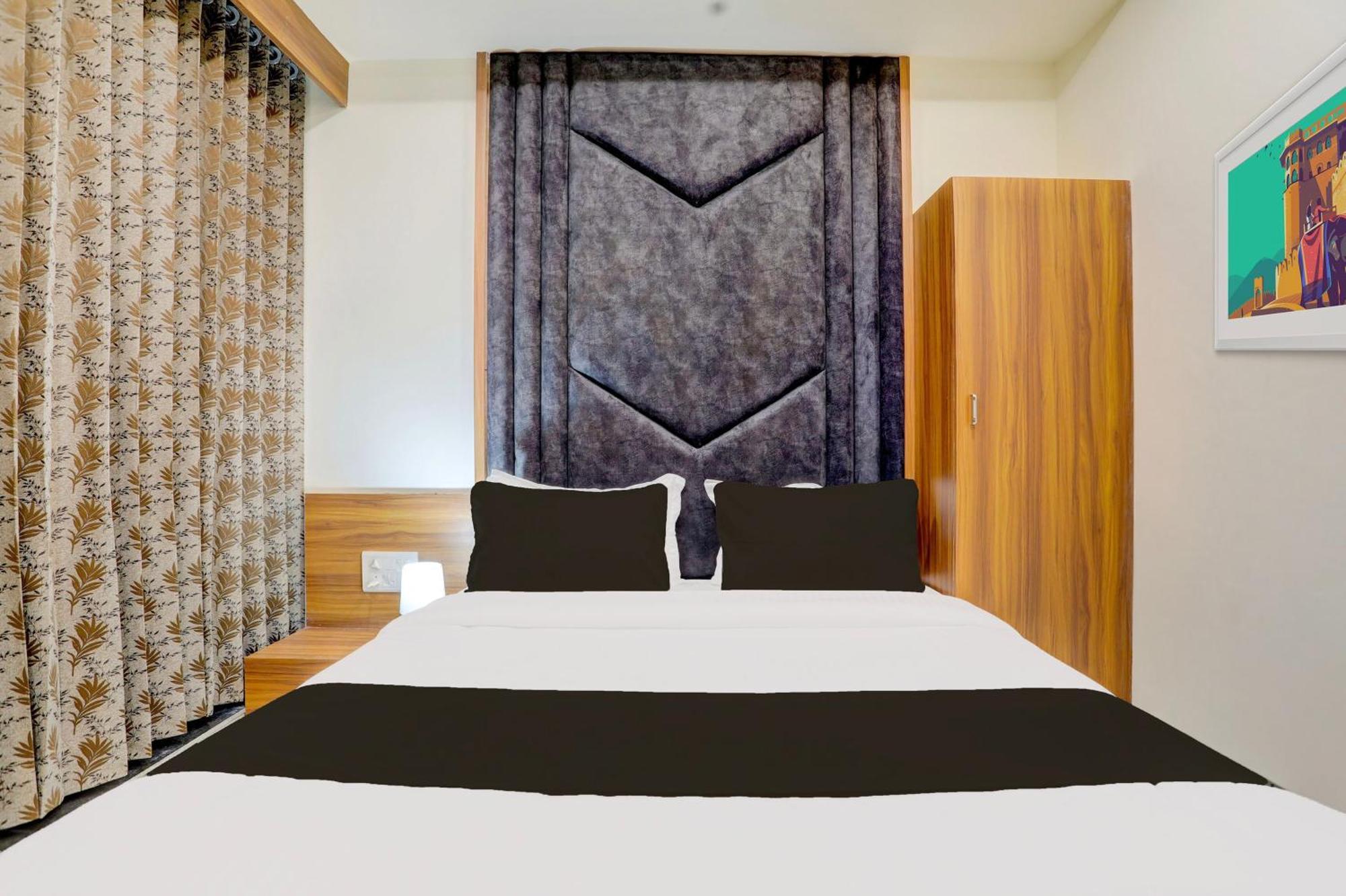 Hotel O Sun Light Ahmedabad Exterior foto